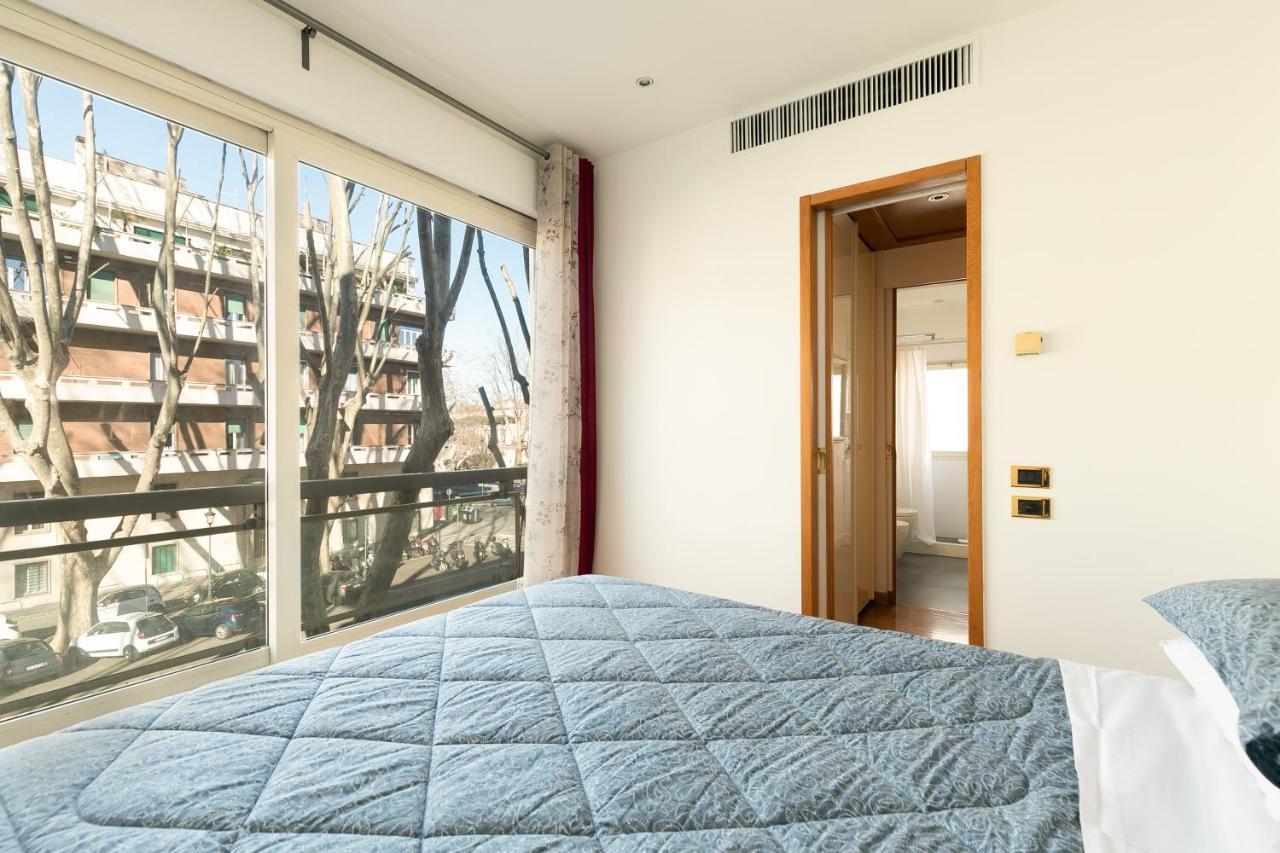 ローマ R.C. Giulio Cesare. Loft In Centroヴィラ エクステリア 写真